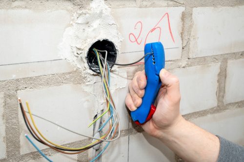 WeiconTOOLS laposkábel és körkábel csupaszoló multi szerszám