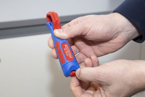 WeiconTOOLS 28-35 kábelcsupaszoló szerszám