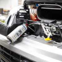 Műszaki segéd spray-k