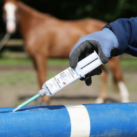 Epoxi pillanatragasztók ikerfecskendős kiszerelésben